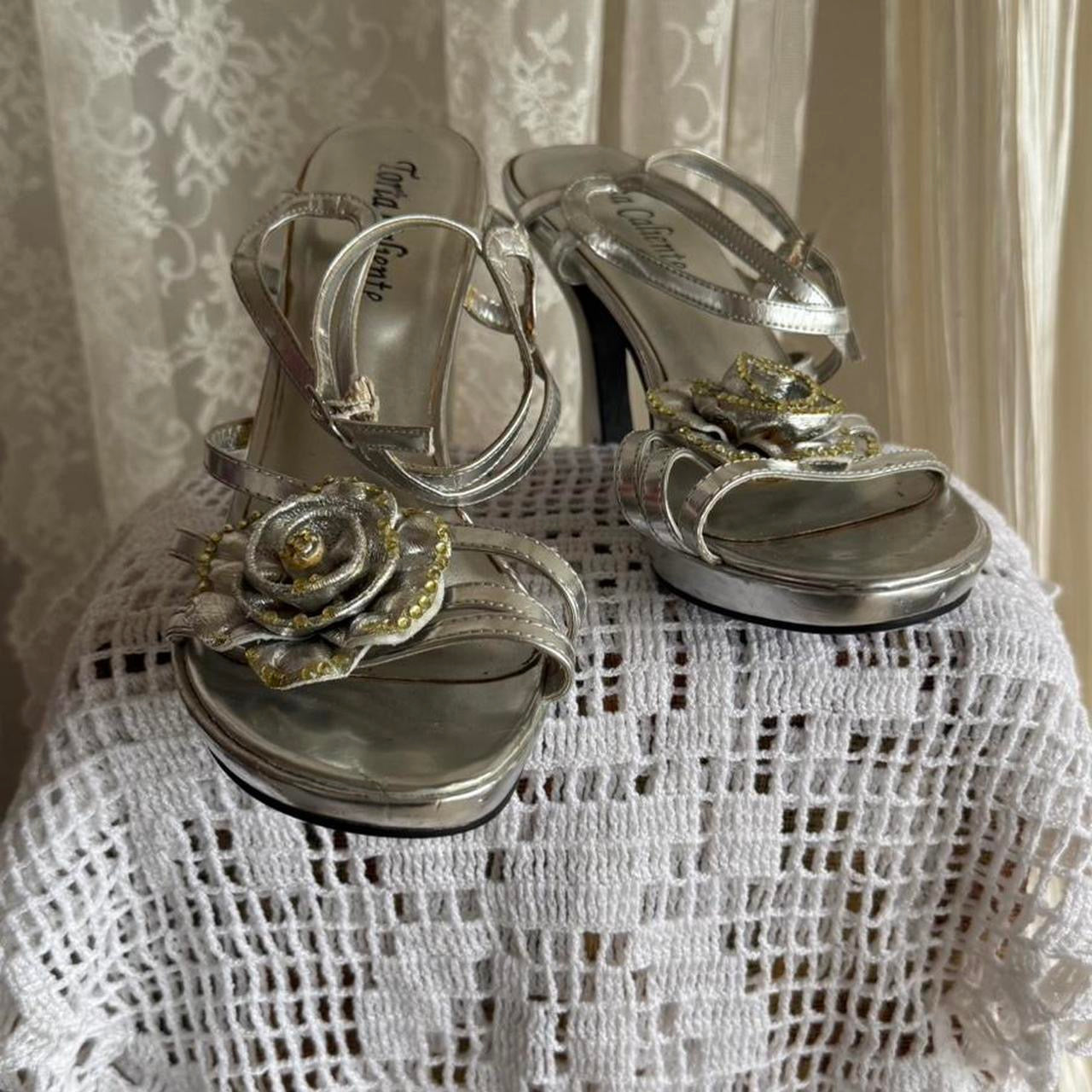 Toria Caliente silver strappy heels