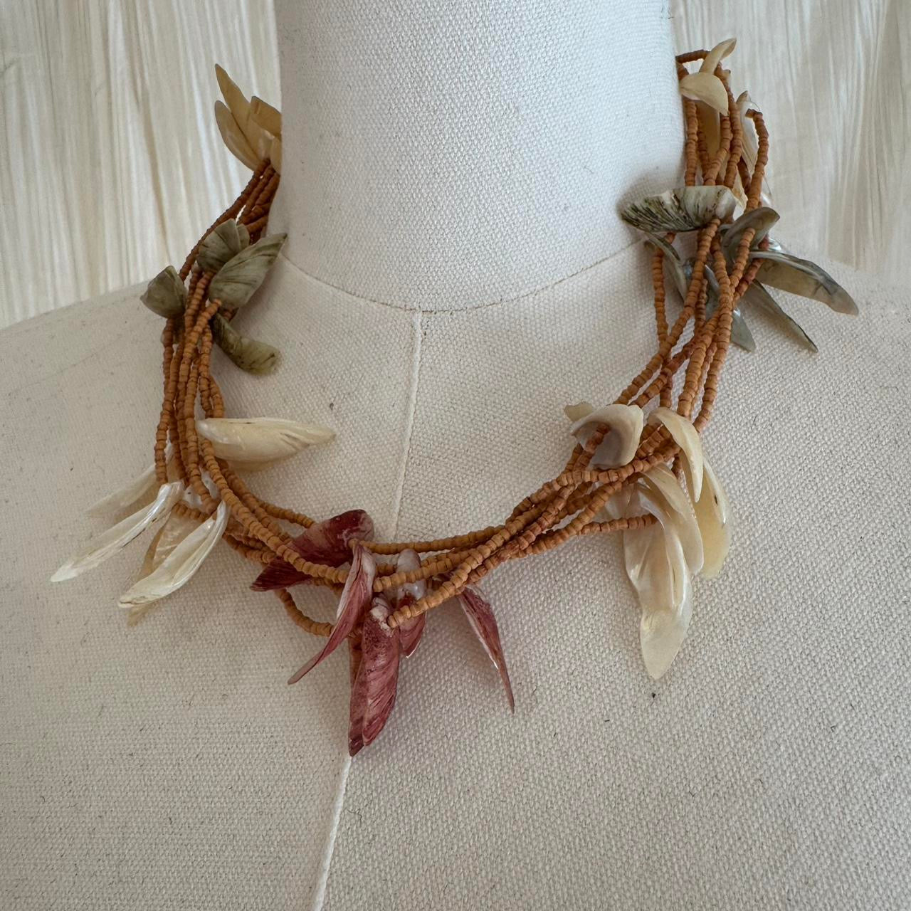 Boho-chic seashell necklace